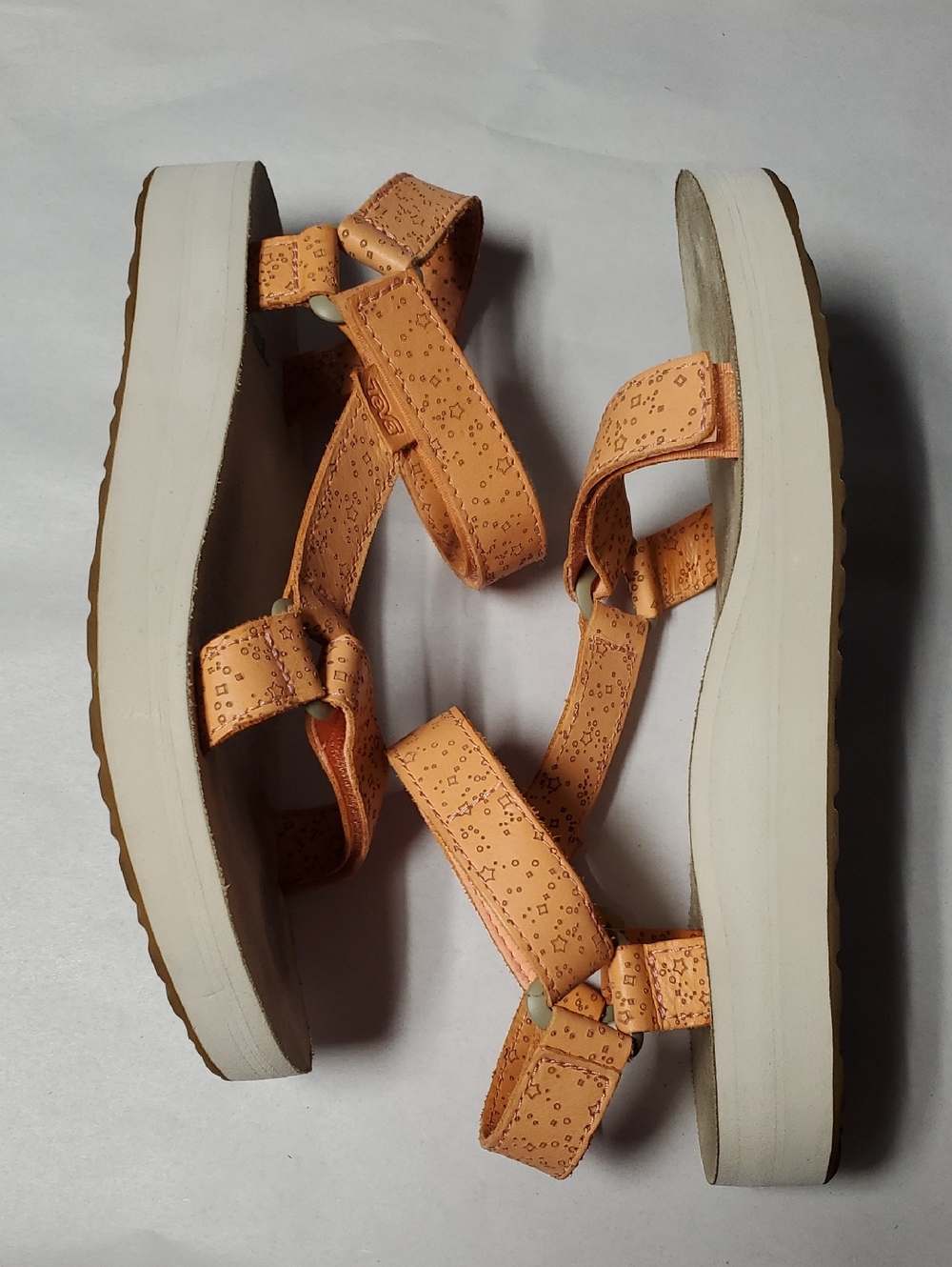 Teva Midform Universal Star Sandal Size 7 in Coral Outdoors Hike Celestial - Picture 4 of 16